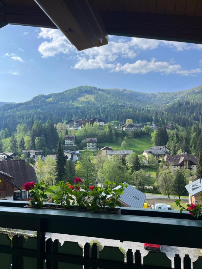 Landhaus Krenn Hotell Bad Kleinkirchheim Exteriör bild